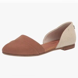 NWT TOMS Brown Flats in size 8W
